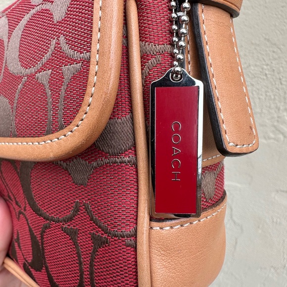 🌶️Coach Signature Red Clip Flap Shoulder Bag 6095🌶️ - Picture 6 of 9